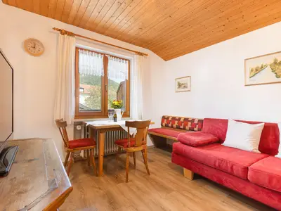 Hochfelln Wohnzimmer mit Essecke