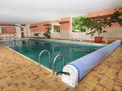PoolOfHouse