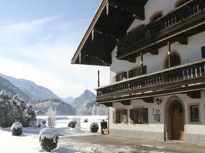 Unser Ortner-Hof im Winter