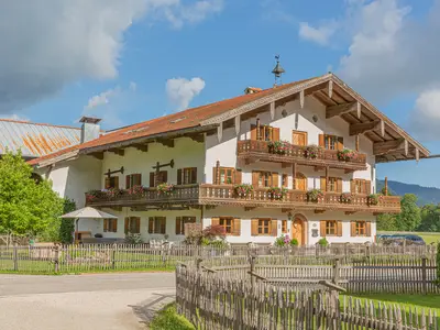 Der Knoglerhof am Fuße des Rauschberges
