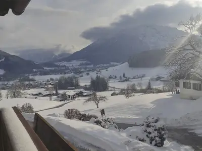 Ausblick vom Puppenstübchenbalkon im Winter
