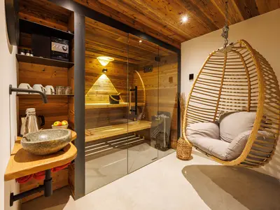Sauna und Ruhebereich