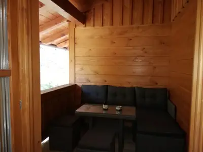 überdachter Balkon/Loggia