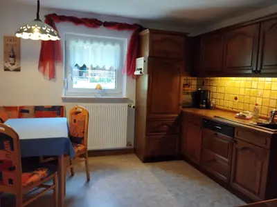 Küche mit neuem Fenster