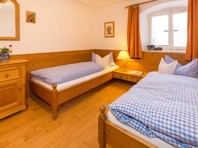 FeWo Schlafraum mit Betten 0.90 m x 2.00 m