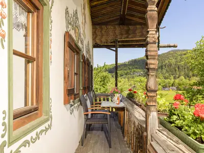 FeWo Enzian mit Balkon und Bergblick