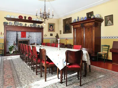 DiningRoom