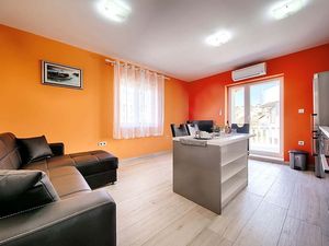 23932195-Ferienwohnung-2-Rukavac (Vis)-300x225-1