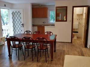 23926735-Ferienwohnung-5-Rukavac (Vis)-300x225-4