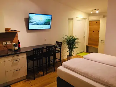 Esstisch-Eingang-Garderobe