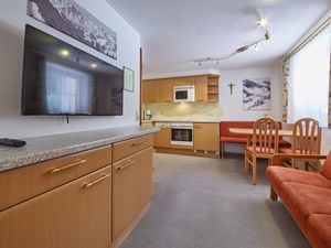 23898330-Ferienwohnung-4-Saalbach Hinterglemm-300x225-5