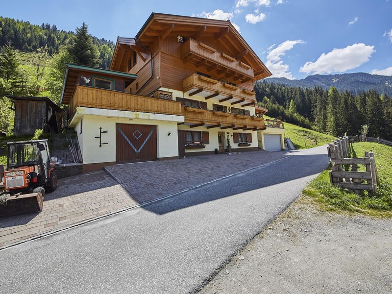 23898343-Ferienwohnung-2-Saalbach Hinterglemm-800x600-1