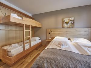 23898350-Ferienwohnung-8-Saalbach Hinterglemm-300x225-2