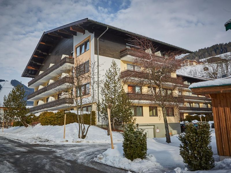 23898360-Ferienwohnung-2-Saalbach Hinterglemm-800x600-0