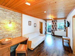 18356308-Ferienwohnung-4-Saalbach Hinterglemm-300x225-1