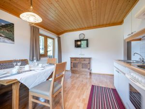 23895307-Ferienwohnung-5-Saalbach Hinterglemm-300x225-4