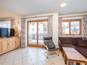 23951953-Ferienwohnung-7-Saalbach Hinterglemm-300x225-3