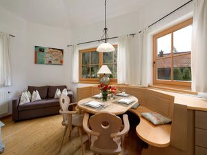 23895321-Ferienwohnung-6-Saalbach Hinterglemm-300x225-1