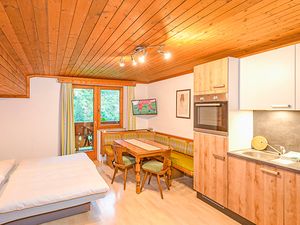 23961344-Ferienwohnung-6-Saalbach Hinterglemm-300x225-1