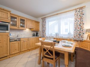 23951953-Ferienwohnung-7-Saalbach Hinterglemm-300x225-1