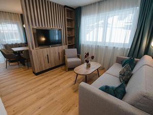 23907501-Ferienwohnung-6-Saalbach Hinterglemm-300x225-1