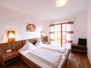 17934130-Ferienwohnung-4-Saaldorf-Surheim-300x225-4