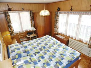 23851096-Ferienwohnung-6-Saanen-300x225-3