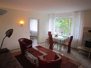 18097323-Ferienwohnung-2-Saarburg-300x225-3