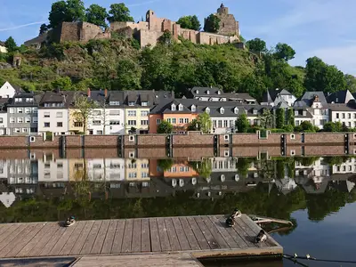 Blick auf Saarburgs Altstadt