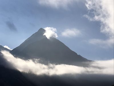 Almagellerhorn im Nebel