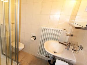 23662821-Ferienwohnung-2-Saas-Fee-300x225-3