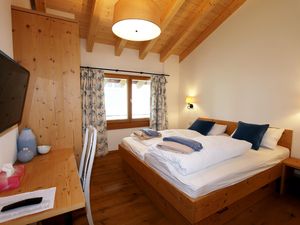 23670626-Ferienwohnung-8-Saas-Fee-300x225-5