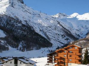 23826151-Ferienwohnung-6-Saas-Fee-300x225-1