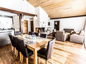 23826449-Ferienwohnung-4-Saas-Fee-300x225-1