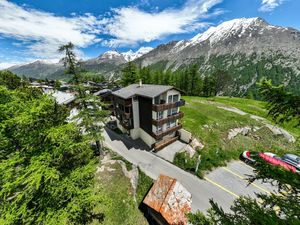 24018717-Ferienwohnung-2-Saas-Fee-300x225-4