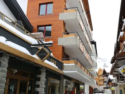 Cabene du Fromage mit der Wohnung im 3. Stock