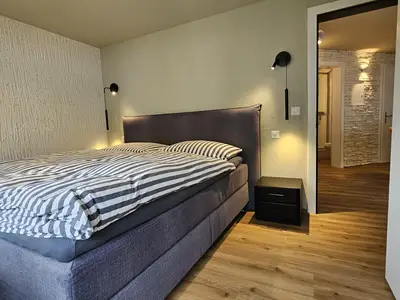 Schlafzimmer 2