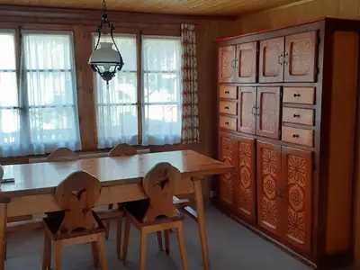 2 Dining Area