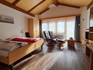 19252717-Ferienwohnung-2-Saas-Grund-300x225-1