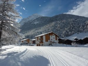 19252764-Ferienwohnung-6-Saas-Grund-300x225-5