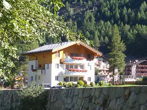 19252876-Ferienwohnung-5-Saas-Grund-300x225-2