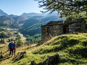 23505302-Ferienwohnung-5-Saas Grund-300x225-3