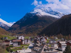 view south - Monte Rosa 2