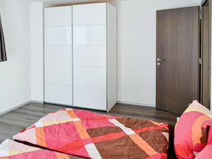 24025195-Ferienwohnung-8-Saas-Grund-300x225-5