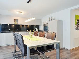 24025335-Ferienwohnung-8-Saas-Grund-300x225-5