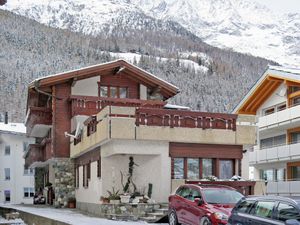 23851082-Ferienwohnung-5-Saas-Grund-300x225-1