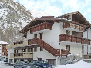 23851138-Ferienwohnung-6-Saas-Grund-300x225-1