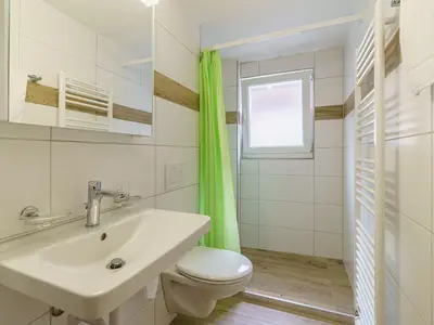 Saas-Grund - Haus Astoria (Zimmer 6 2 OG) (5 of 9)