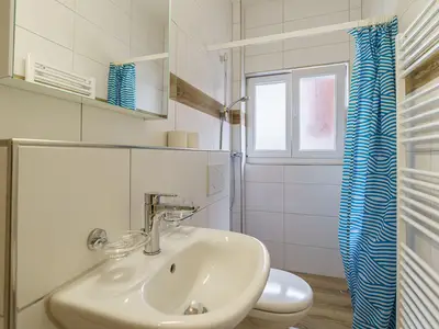 Saas-Grund - Haus Astoria (Zimmer 2 EG) (4 of 13)