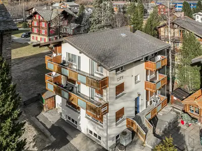 Saas-Grund - Haus City (Drohne) (1 of 7)